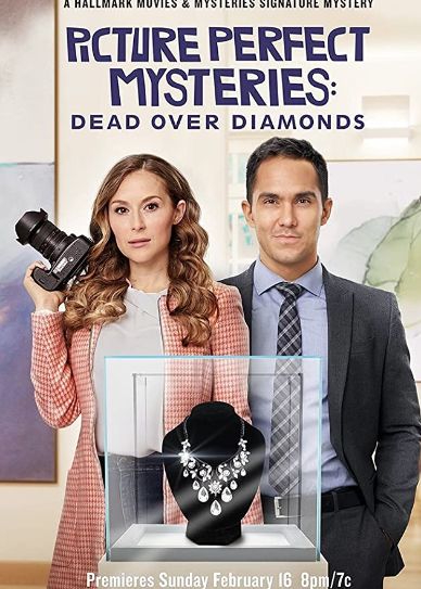 Picture Perfect Mysteries Picture Perfect Mysteries: Dead Over Diamonds Cover